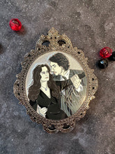 Load image into Gallery viewer, 🕷️Gomez &amp; Morticia 🕷️Reylo Pin
